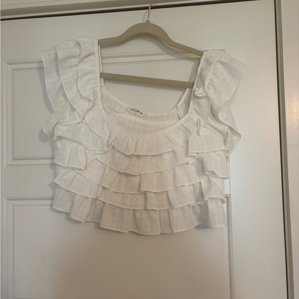 Storia White Ruffled Tiered Crop Top